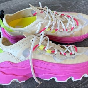 Sorel Kinetic Breakthru Tech Lace Sneakers Size 12